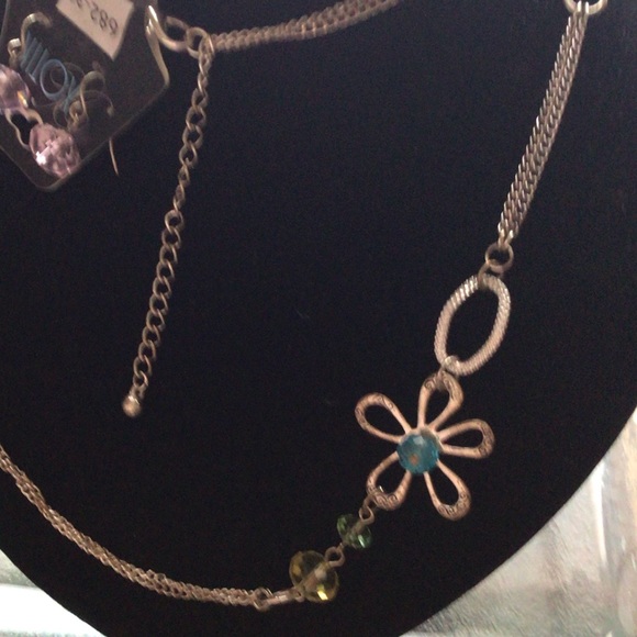 NWT Silver with colored stones earrings & necklace set - Picture 2 of 6